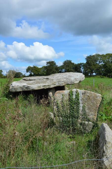Gite Du Dolmen Guiscriff Eksteriør bilde